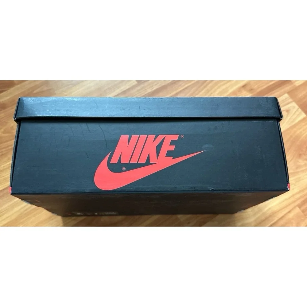 Nike Air Jordan‎ 1 high empty shoe box
